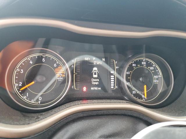 Photo 9 from auction – 2018 JEEP CHEROKEE L with VIN 1C4PJLCB4JD615722