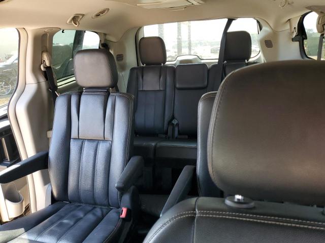 Photo 10 from auction – 2012 CHRYSLER TOWN & COU with VIN 2C4RC1CGXCR416600