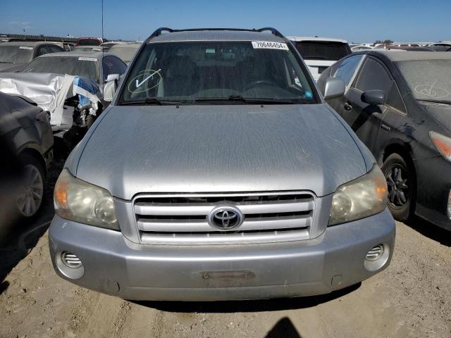 Photo 5 from auction – 2004 TOYOTA HIGHLANDER with VIN JTEGD21A240088363
