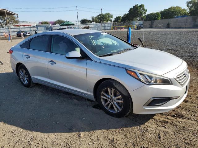 Photo 4 from auction – 2016 HYUNDAI SONATA SE with VIN 5NPE24AF3GH360578