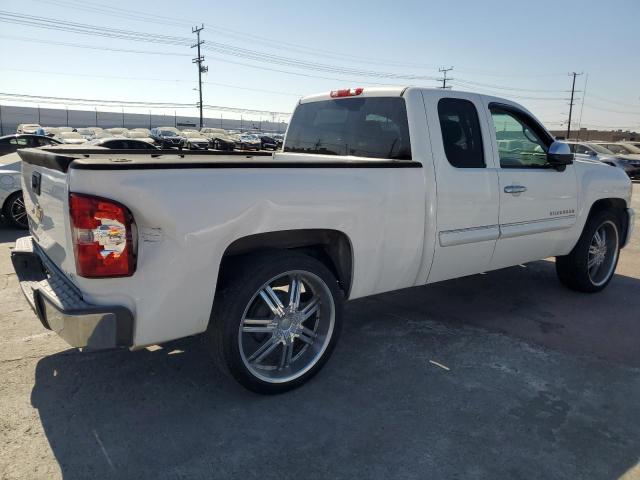 Photo 3 from auction – 2011 CHEVROLET SILVERADO with VIN 1GCRCSE00BZ137604
