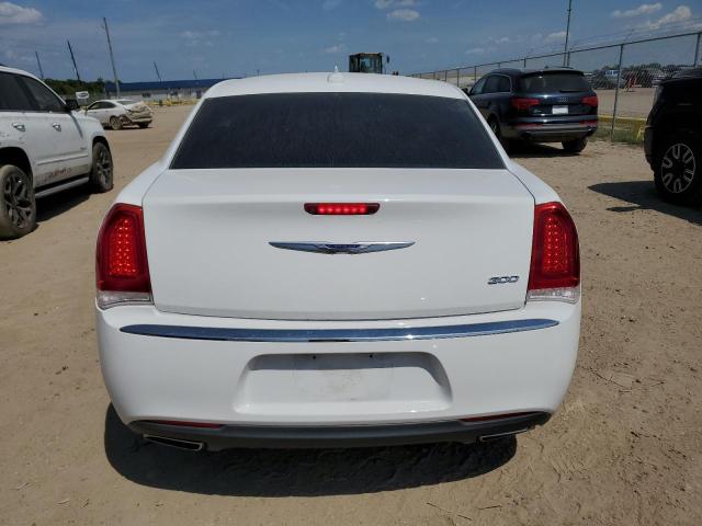 Photo 6 from auction – 2018 CHRYSLER 300 TOURIN with VIN 2C3CCAAG3JH338130