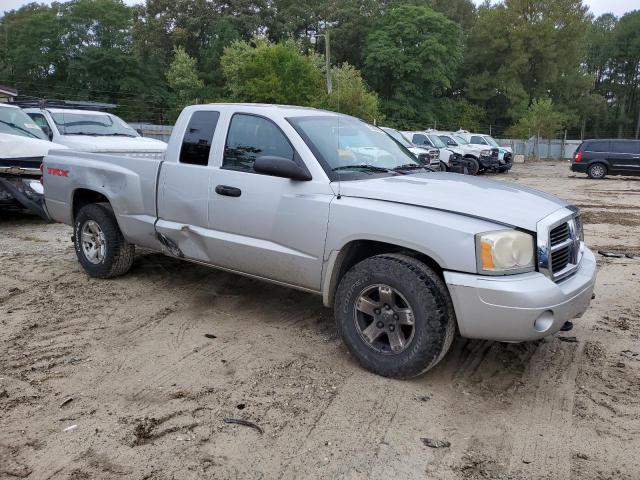 Photo 4 from auction – 2006 DODGE DAKOTA SLT with VIN 1D7HE42K46S711939