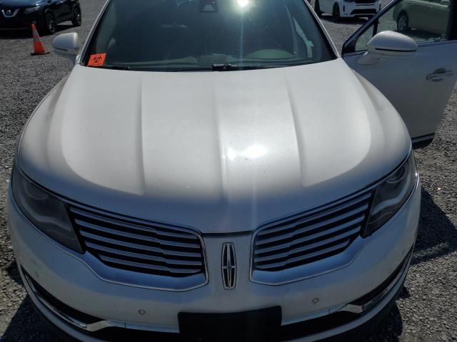 Photo 12 from auction – 2016 LINCOLN MKX RESERV with VIN 2LMTJ8LR2GBL35191