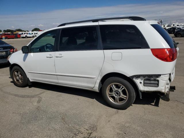 Photo 2 from auction – 2010 TOYOTA SIENNA CE with VIN 5TDKK4CC2AS299666