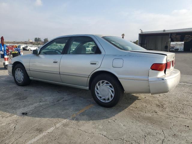 Photo 2 from auction – 2000 TOYOTA CAMRY CE with VIN JT2BF22K8Y0288064
