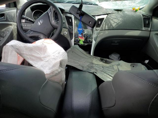Photo 8 from auction – 2012 HYUNDAI SONATA HYB with VIN KMHEC4A49CA041517