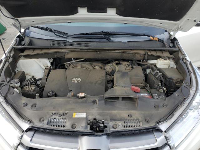 Photo 12 from auction – 2019 TOYOTA HIGHLANDER with VIN 5TDJZRFH4KS609197