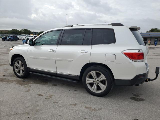 Photo 2 from auction – 2013 TOYOTA HIGHLANDER with VIN 5TDDK3EH4DS237508