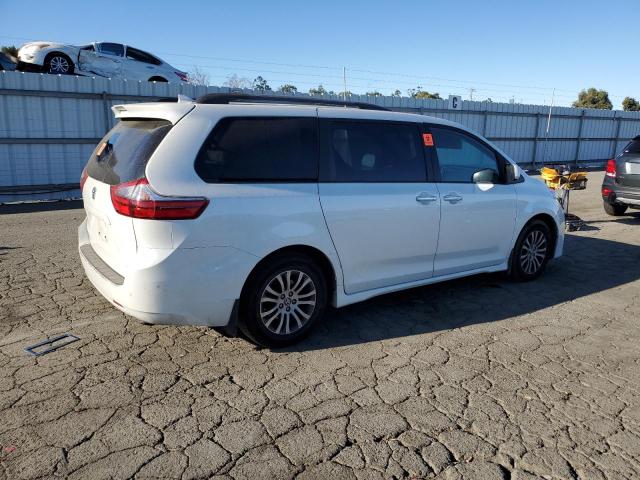 Photo 3 from auction – 2020 TOYOTA SIENNA XLE with VIN 5TDYZ3DC7LS080252