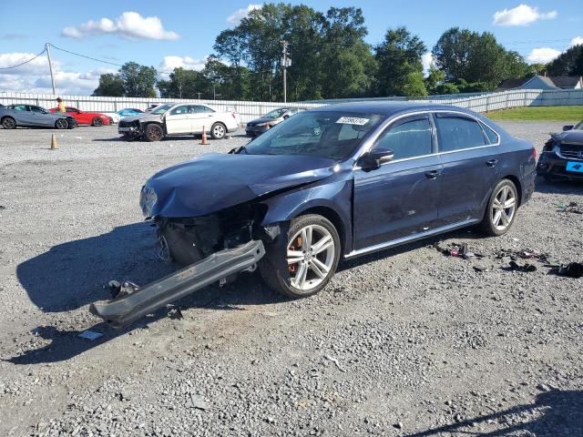 VOLKSWAGEN PASSAT SE 2014 with VIN 1VWBP7A35EC008975 - Photo from auction