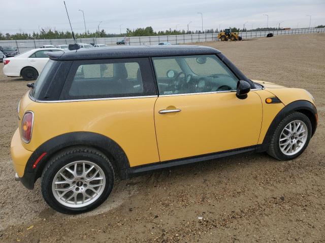 Photo 3 from auction – 2008 MINI COOPER with VIN WMWMF33568TU64779