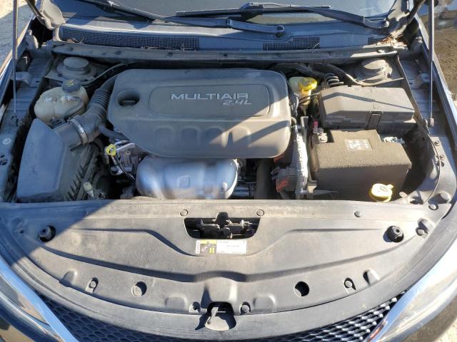 Photo 11 from auction – 2016 CHRYSLER 200 LIMITE with VIN 1C3CCCAB5GN141749