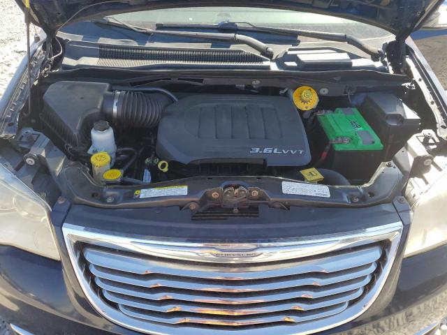 Photo 12 from auction – 2013 CHRYSLER TOWN & COU with VIN 2C4RC1CG7DR797291