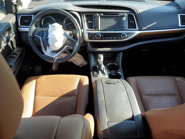 Photo 8 from auction – 2019 TOYOTA HIGHLANDER with VIN 5TDDZRFH0KS993072