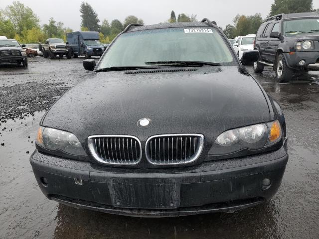 Photo 5 from auction – 2003 BMW 325 IT with VIN WBAEN33463PC12484