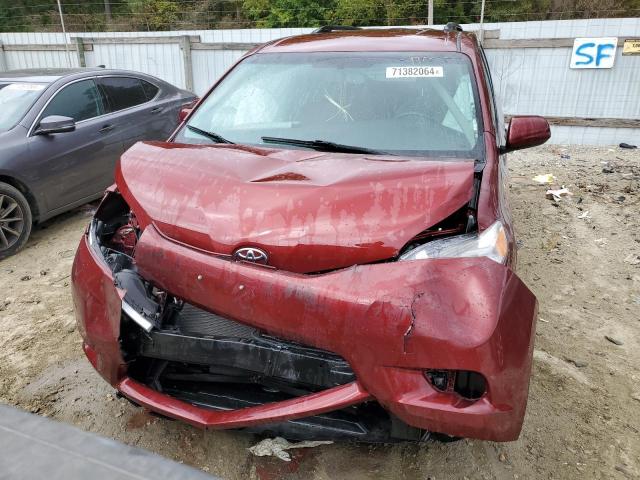 Photo 5 from auction – 2017 TOYOTA SIENNA LE with VIN 5TDKZ3DC2HS851410