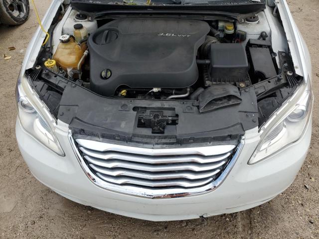 Photo 11 from auction – 2013 CHRYSLER 200 LIMITE with VIN 1C3CCBCG8DN701455