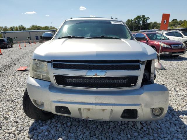 Photo 5 from auction – 2011 CHEVROLET AVALANCHE with VIN 3GNTKGE30BG305989