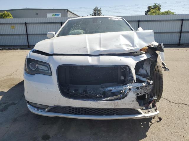 Photo 5 from auction – 2015 CHRYSLER 300 S with VIN 2C3CCABT5FH867873