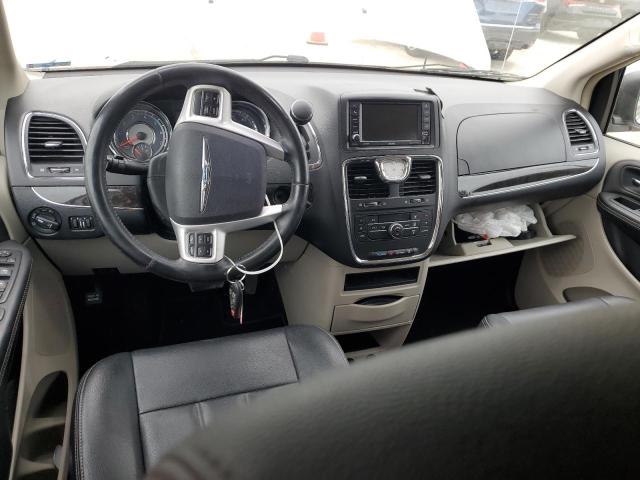 Photo 8 from auction – 2016 CHRYSLER TOWN & COU with VIN 2C4RC1BG8GR308130