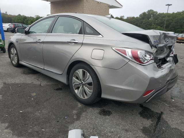 Photo 2 from auction – 2013 HYUNDAI SONATA HYB with VIN KMHEC4A40DA100939
