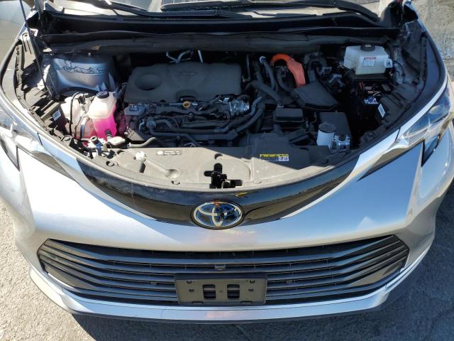Photo 12 from auction – 2023 TOYOTA SIENNA LIM with VIN 5TDESKFC5PS081498