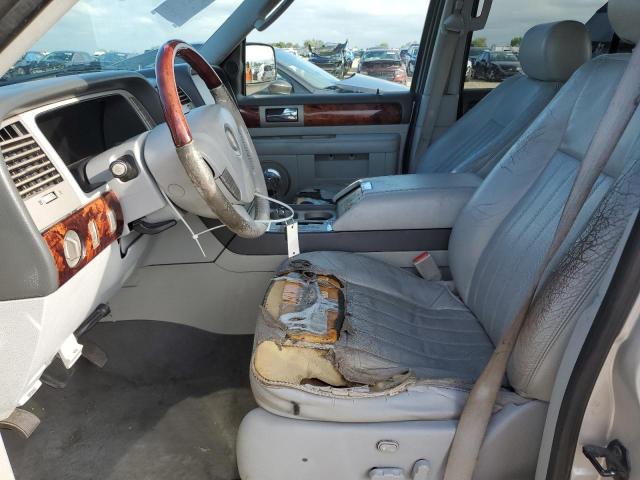 Photo 7 from auction – 2005 LINCOLN NAVIGATOR with VIN 5LMFU27545LJ19440