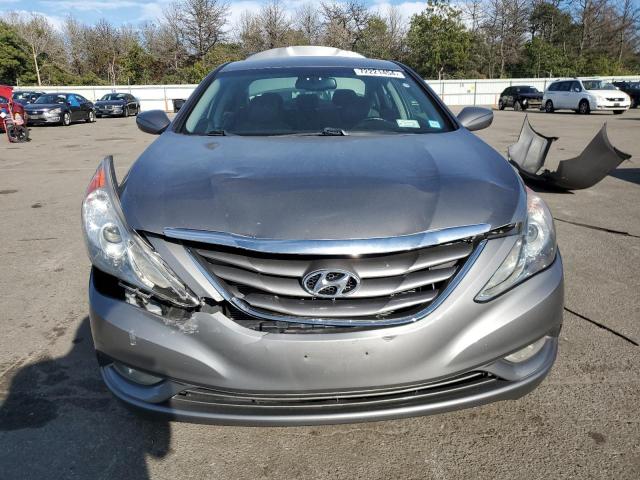 Photo 5 from auction – 2013 HYUNDAI SONATA SE with VIN 5NPEC4AC0DH746406