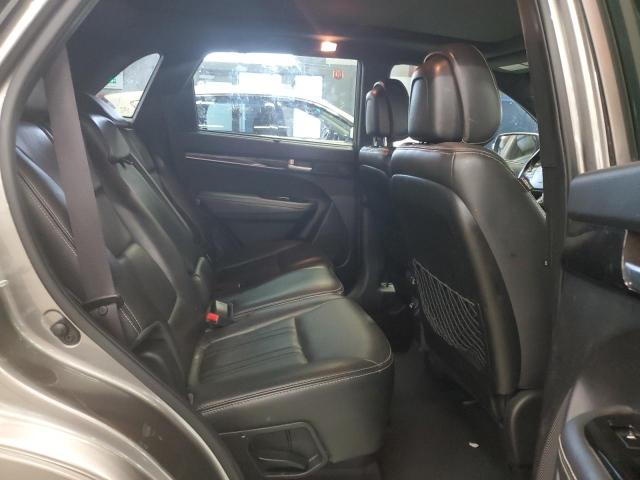 Photo 11 from auction – 2015 KIA SORENTO SX with VIN 5XYKWDA75FG642047