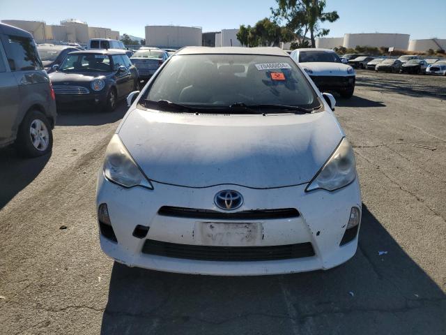 Photo 5 from auction – 2012 TOYOTA PRIUS C with VIN JTDKDTB33C1026953