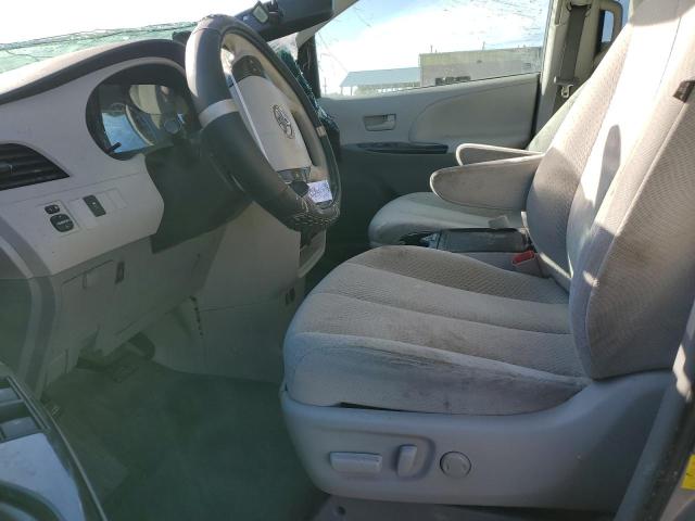 Photo 7 from auction – 2012 TOYOTA SIENNA with VIN 5TDKK3DC3CS215530