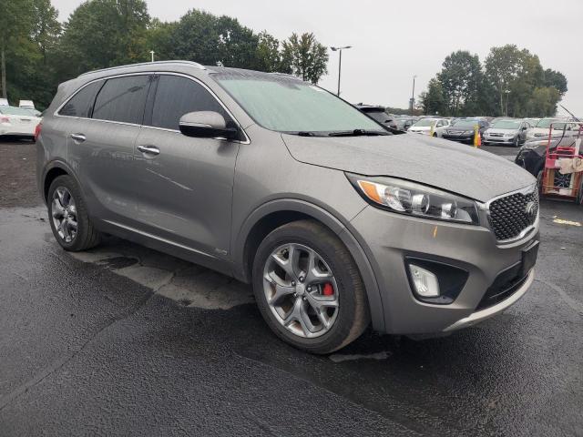 Photo 4 from auction – 2016 KIA SORENTO SX with VIN 5XYPKDA5XGG017385