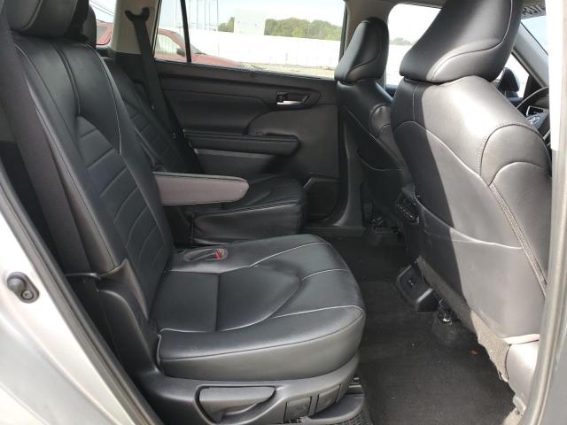Photo 11 from auction – 2023 TOYOTA HIGHLANDER with VIN 5TDKBRCH7PS582291