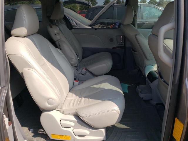 Photo 10 from auction – 2011 TOYOTA SIENNA XLE with VIN 5TDYK3DC7BS024153