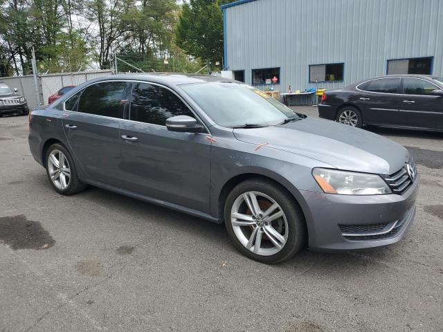 Photo 4 from auction – 2014 VOLKSWAGEN PASSAT SE with VIN 1VWBS7A31EC060070