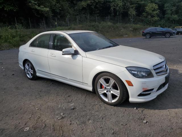 Photo 4 from auction – 2011 MERCEDES-BENZ C300 with VIN WDDGF8BB3BR181187