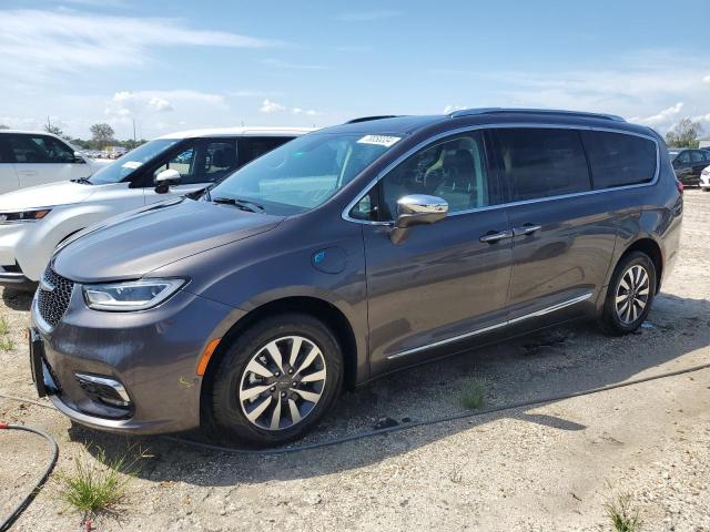 CHRYSLER PACIFICA H 2021 with VIN 2C4RC1S78MR553733 - Photo from auction