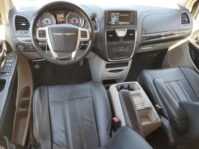 Photo 8 from auction – 2014 CHRYSLER TOWN & COU with VIN 2C4RC1BG1ER444323