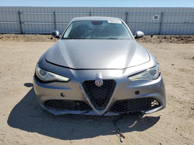 Photo 5 from auction – 2017 ALFA ROMEO GIULIA with VIN ZARFAEBN6H7537753