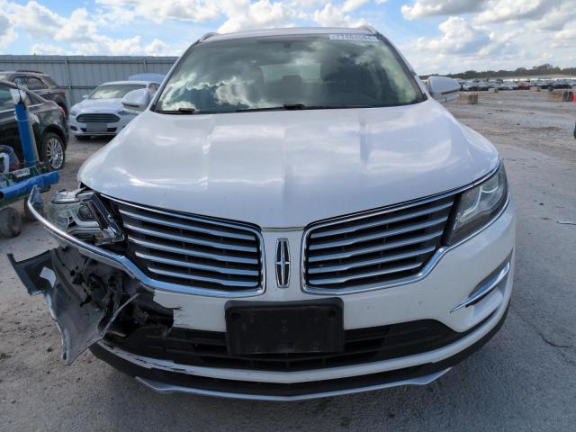 Photo 5 from auction – 2016 LINCOLN MKC SELECT with VIN 5LMCJ2D9XGUJ22052