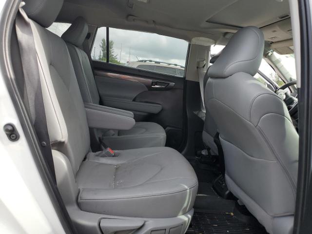 Photo 11 from auction – 2022 TOYOTA HIGHLANDER with VIN 5TDDZRBH4NS161776