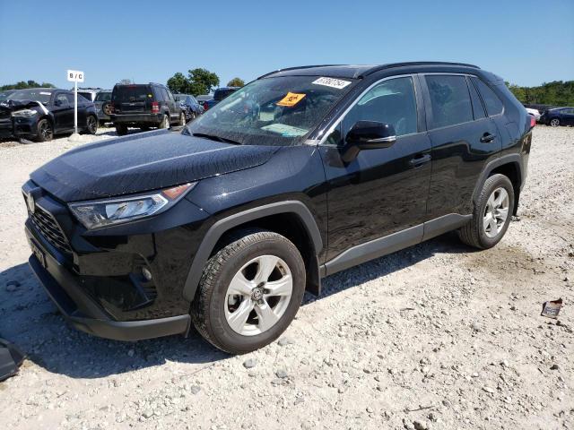 TOYOTA RAV4 XLE 2021 with VIN 2T3P1RFVXMC226939 - Photo from auction