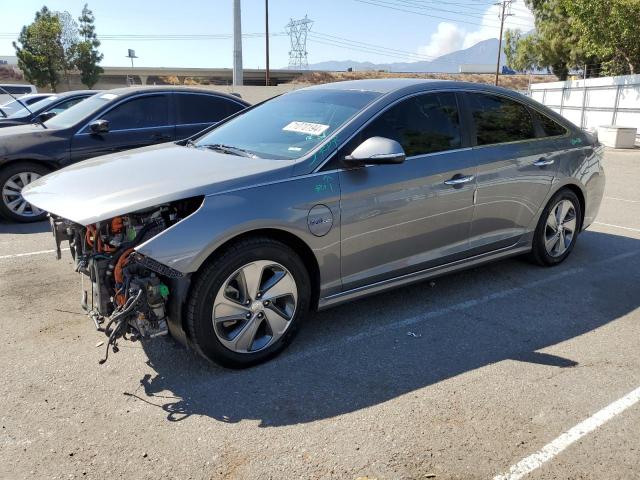 HYUNDAI SONATA PLU 2017 with VIN KMHE14L23HA075896 - Photo from auction