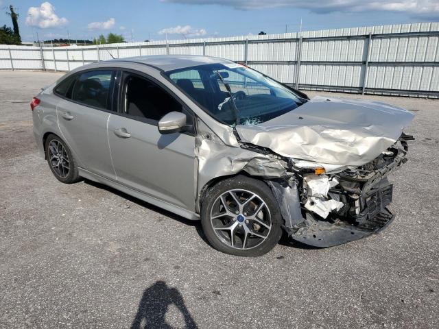Photo 4 from auction – 2015 FORD FOCUS SE with VIN 1FADP3F25FL291857