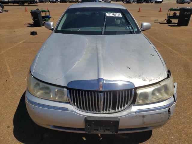 Photo 5 from auction – 1998 LINCOLN TOWN CAR E with VIN 1LNFM81W4WY703347