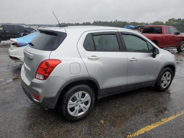 Photo 3 from auction – 2017 CHEVROLET TRAX LS with VIN KL7CJKSB9HB105587