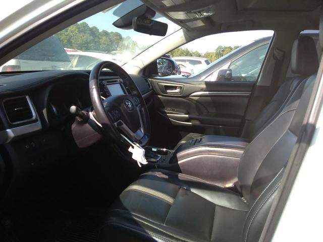 Photo 7 from auction – 2017 TOYOTA HIGHLANDER with VIN 5TDJZRFH6HS513872