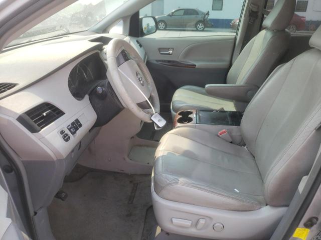 Photo 7 from auction – 2013 TOYOTA SIENNA XLE with VIN 5TDYK3DC0DS347043