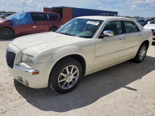CHRYSLER 300 LIMITE 2010 with VIN 2C3CK3CV1AH120729 - Photo from auction